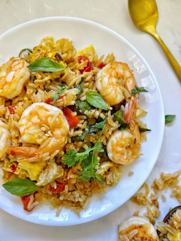 Basil Shrimp Fried Rice with Chili