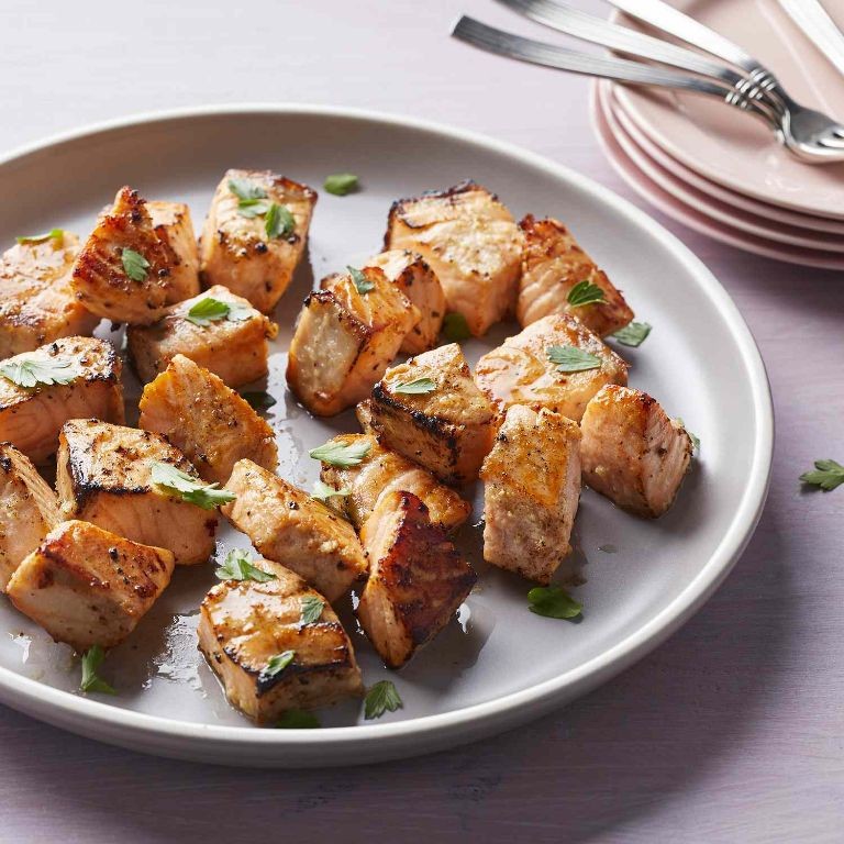 Garlic Butter Salmon Bites