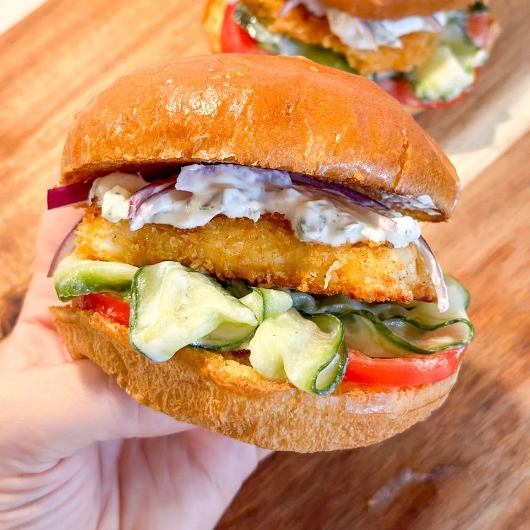 Halloumi Burger with Tzatziki