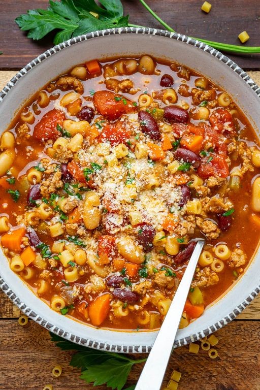 Italian Pasta e Fagioli (Pasta and Bean Soup)