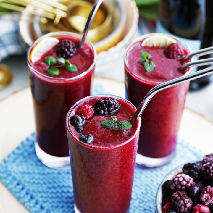 Prosecco and Blackberry Cooler