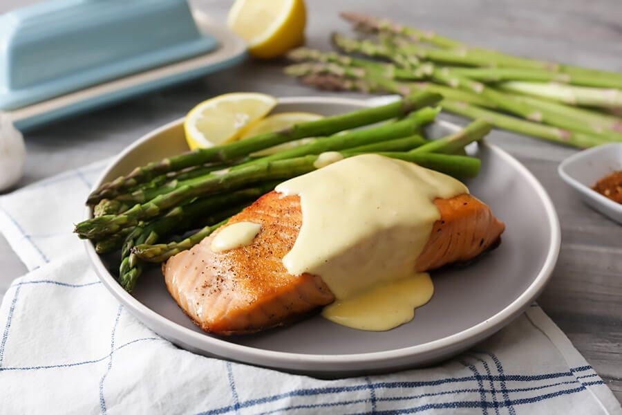 Salmon and Asparagus Bites with Hollandaise