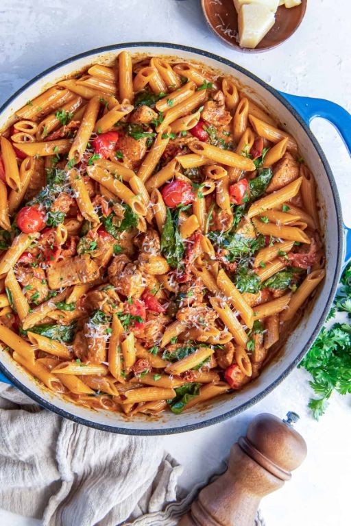 Tuscan Chicken Pasta with Sun-Dried Tomatoes