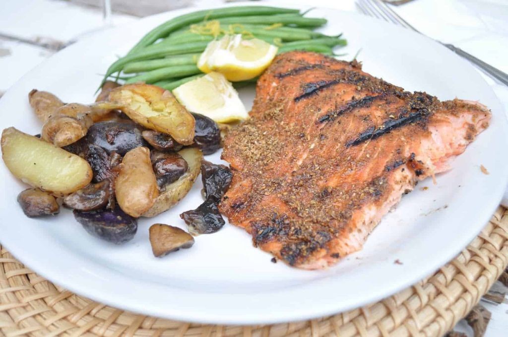 Allspice-Rubbed Grilled Salmon