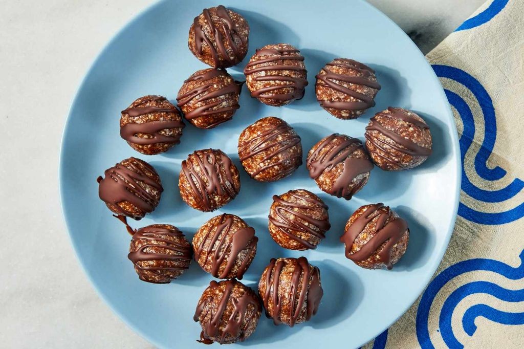Almond Joy Inspired Energy Bars