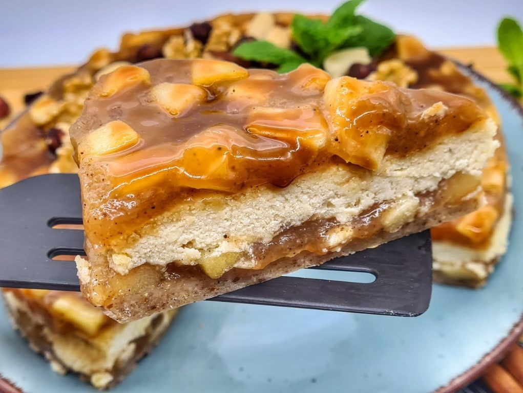 Apple cinnamon tofu cheesecake