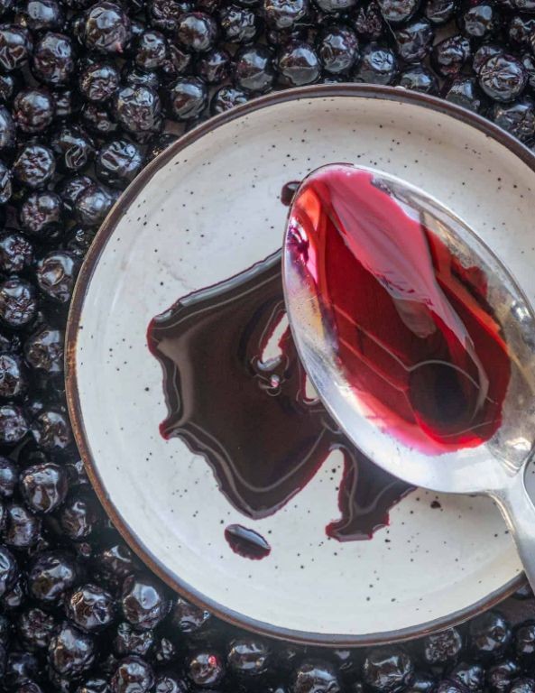 Aronia Berry Infused Water