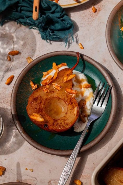 Baked Bosc Pears with Vanilla and Almonds