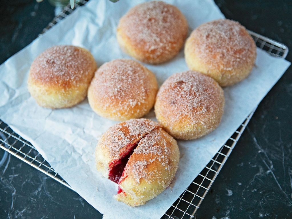 Baked Cranberry Cinnamon Donuts