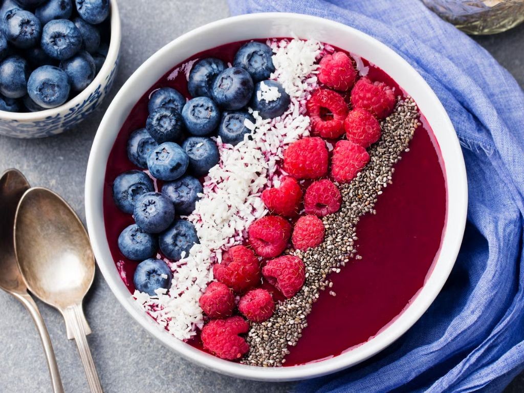 Berry Blast Acai Smoothie Bowl