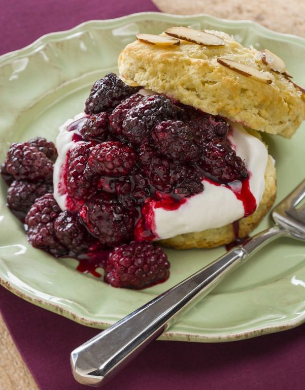 Blackberry Crown Shortcake with Buttermilk Biscuits