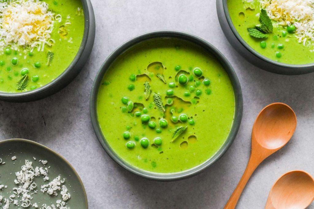 Blended Pea and Mint Soup