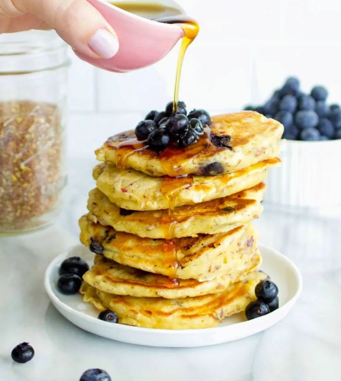 Blueberry and Flaxseed Pancakes