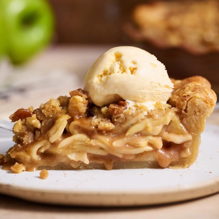 Caramel Apple Pie with Cinnamon Streusel
