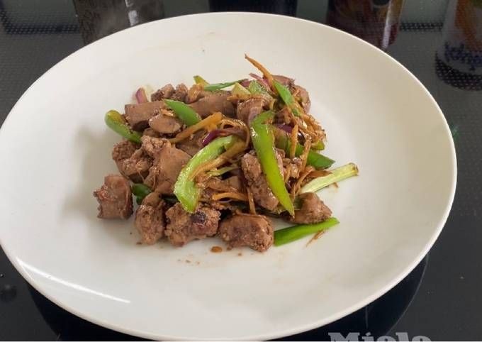 Chicken Liver Stir-Fry with Ginger and Scallions