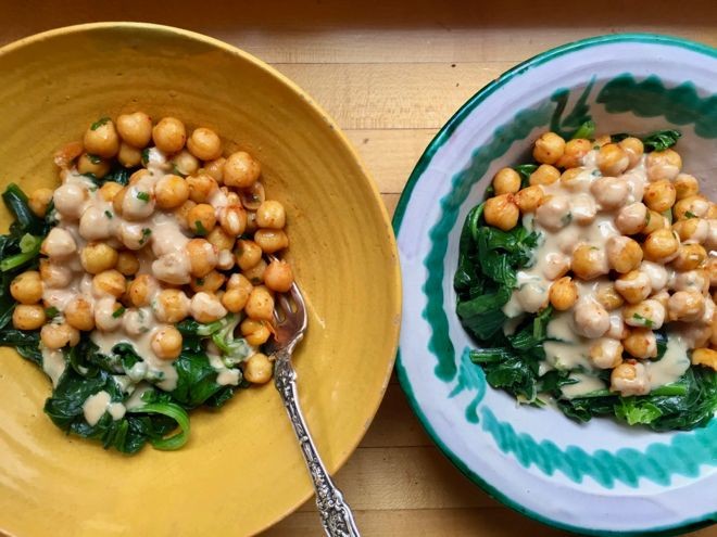 Chickpea and Spinach Gorditas with Tahini Drizzle