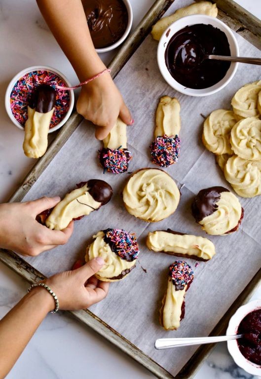 Chocolate-Dipped Anginetti Cookies