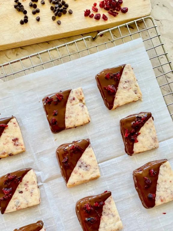 Chocolate-Dipped Cranberry Shortbread