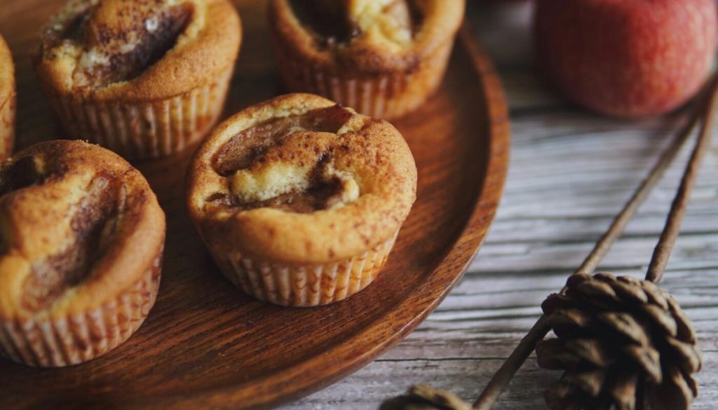 Cinnamon Apple Steamed Cupcakes