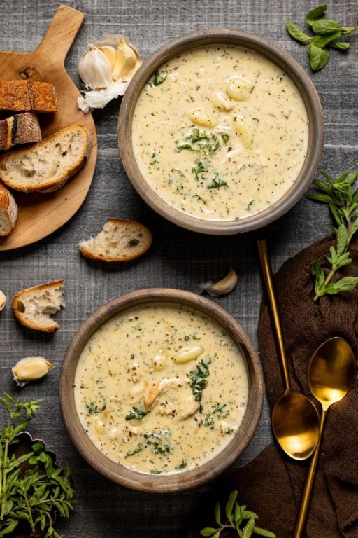 Creamy Garlic Chicken Breast Soup