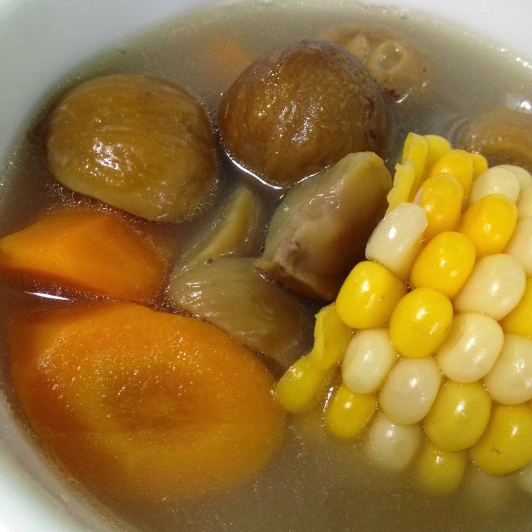 Creamy Water Chestnut and Corn Soup