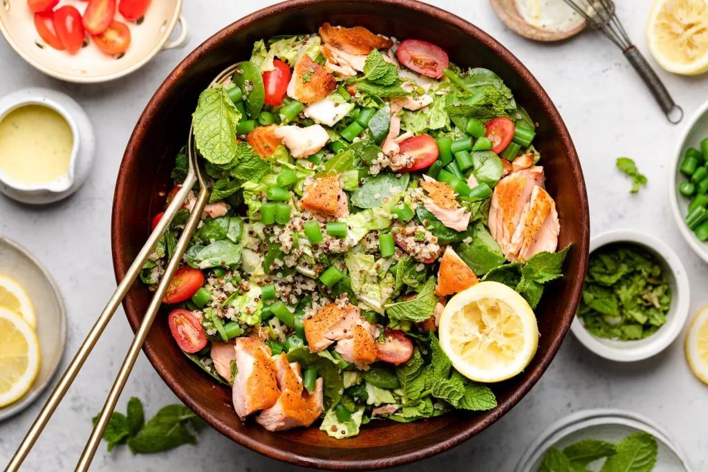 Crispy Salmon and Quinoa Salad with Lemon Vinaigrette