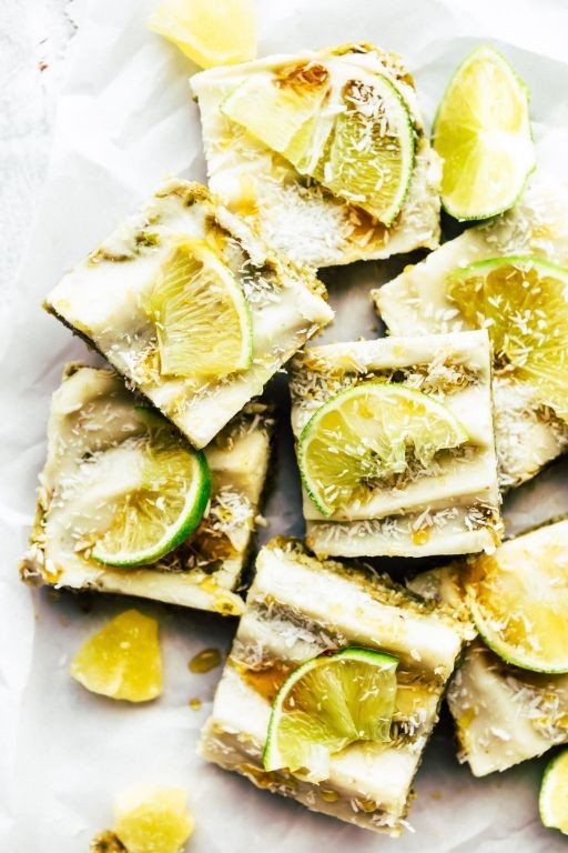 Dried Pineapple and Cashew Granola Bars
