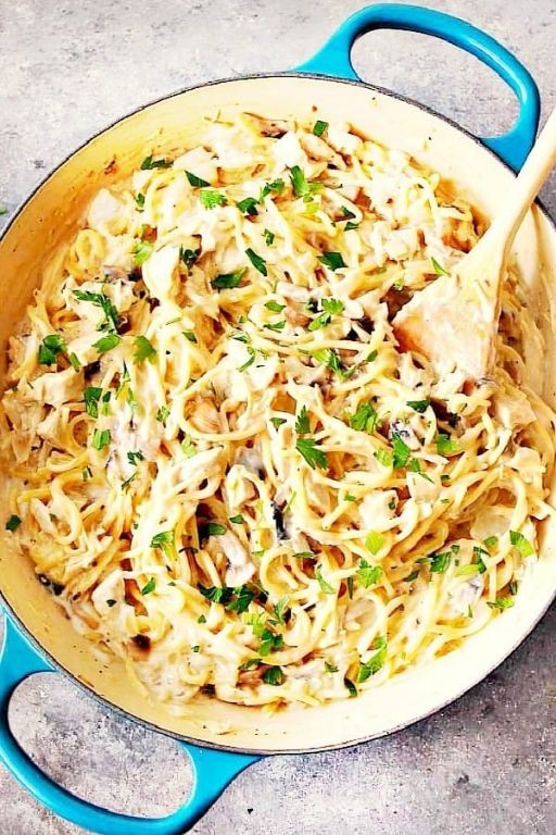 Easy One-Pot Turkey Tetrazzini