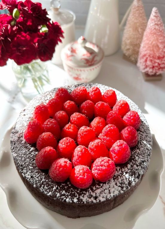 Flourless Chocolate Cake with Raspberry Coulis