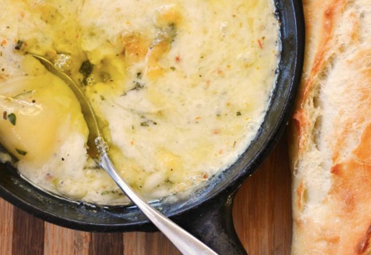 Fontina Cheese Fondue with Crusty Bread