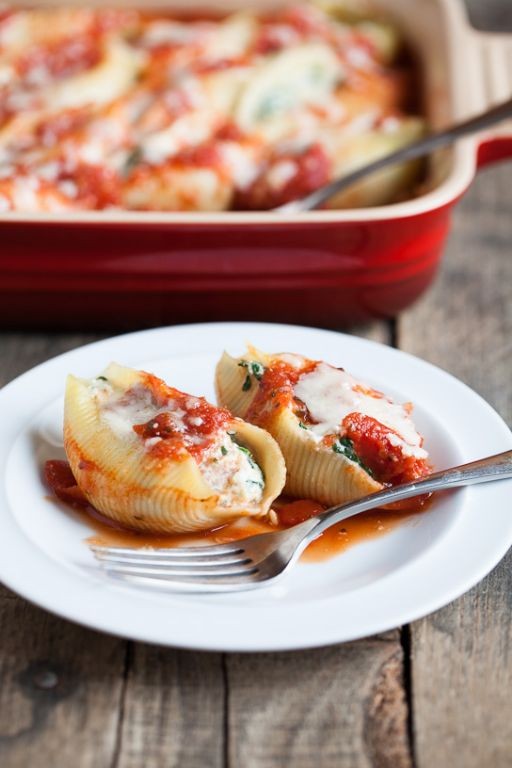 Fontina and Prosciutto Stuffed Shells