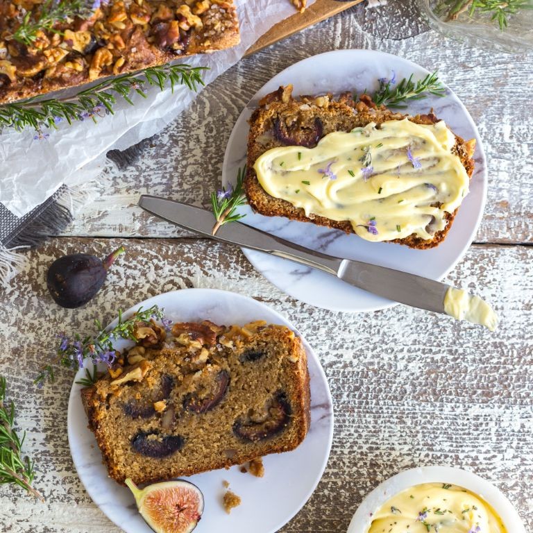 Fresh Fig and Walnut Bread