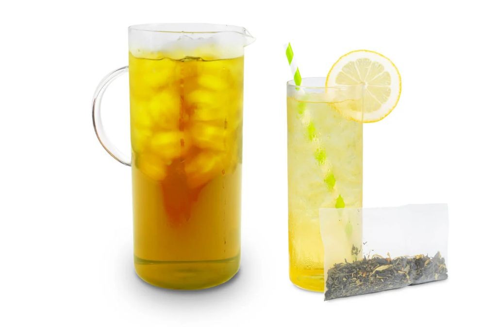 Green Tea and Citrus Cleansing Drink