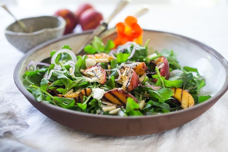 Grilled Peach and Arugula Salad with White Balsamic Drizzle