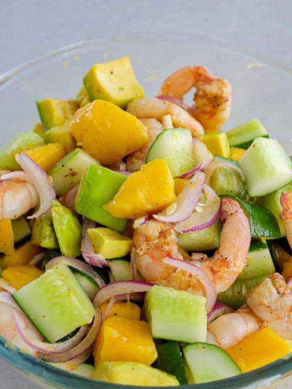 Grilled Shrimp and Mango Salad