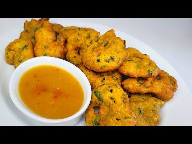 Guyanese Bara with Tamarind Sauce