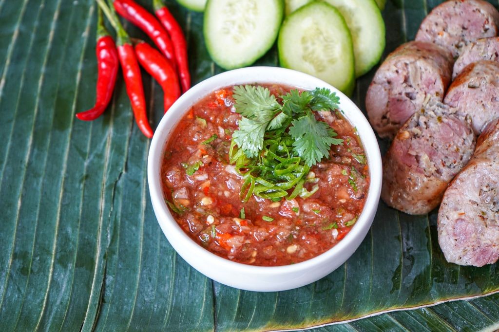 Jaew Mak Len (Lao Tomato Dipping Sauce)