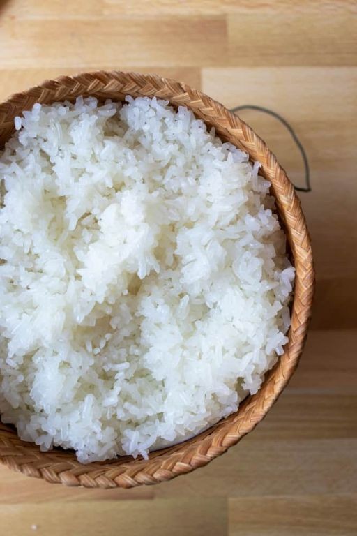 Khao Niew (Sticky Rice)