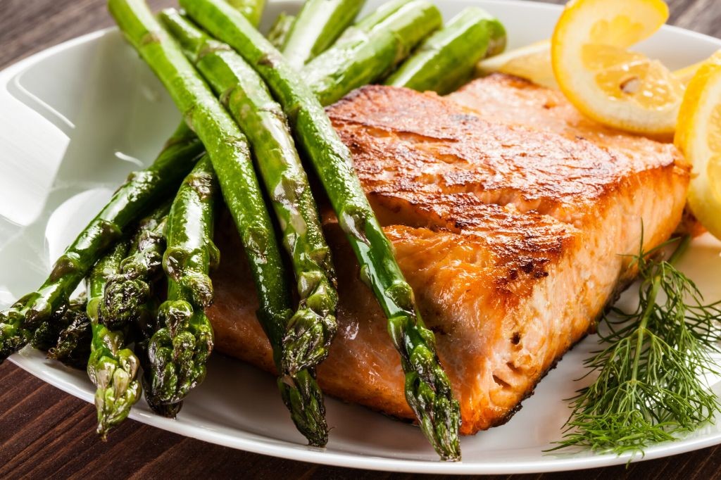 Lemon Pepper Crispy Salmon with Asparagus