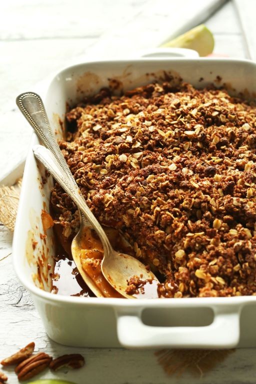 Light Vegan Apple Crisp