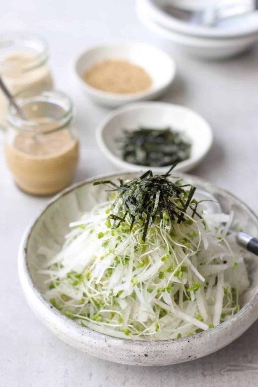 Light and Refreshing Daikon Dressing