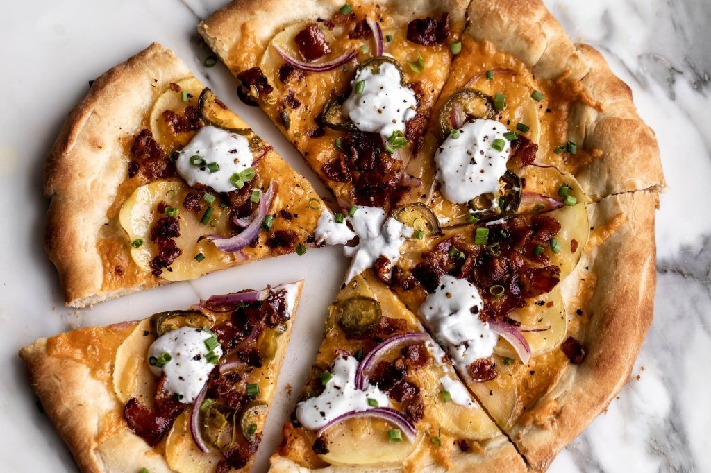 Loaded Baked Potato Pizza