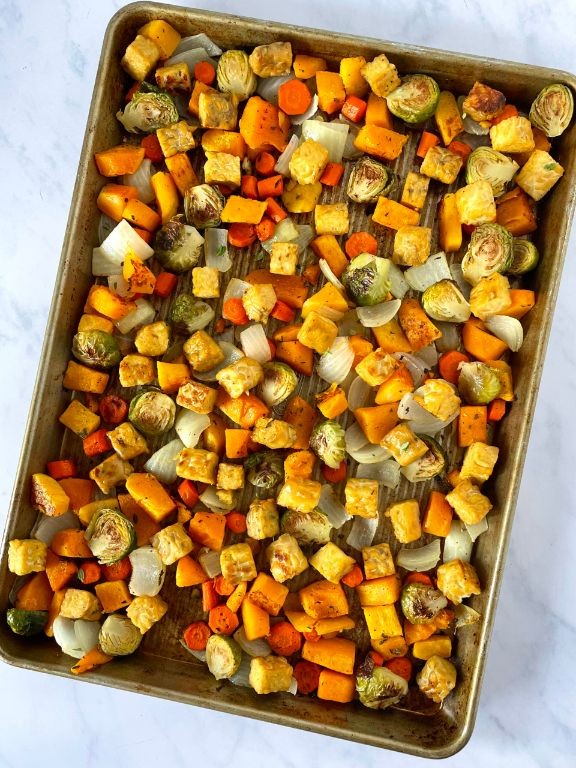 Maple-Glazed Tempeh with Roasted Vegetables