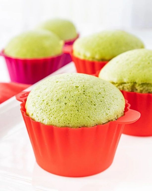Matcha Green Tea Steamed Cupcakes