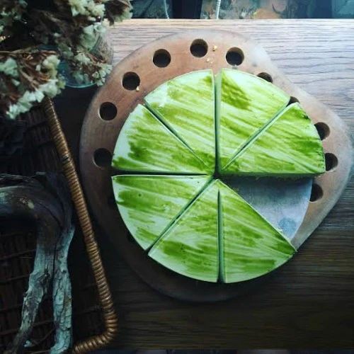 Matcha Green Tea Yogurt Cheesecake