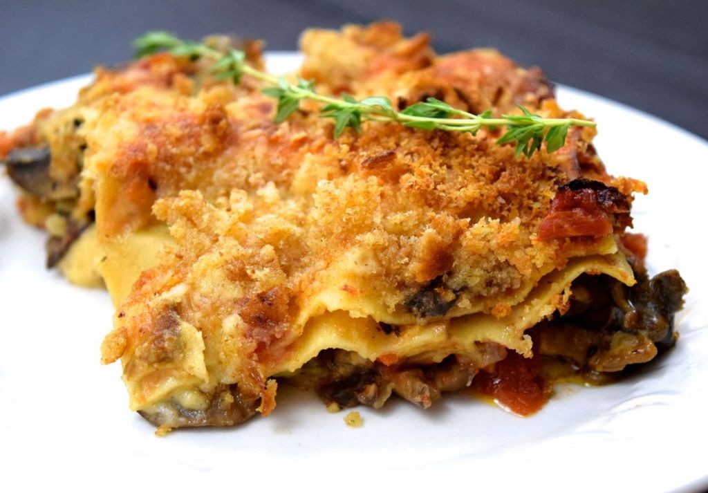Mushroom and Cottage Cheese Lasagna with Thyme