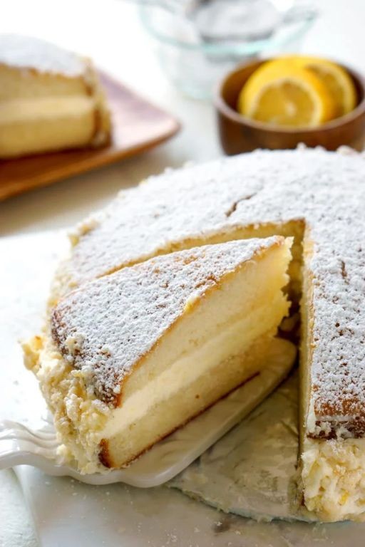 Olive Garden Copycat Lemon Cream Cake