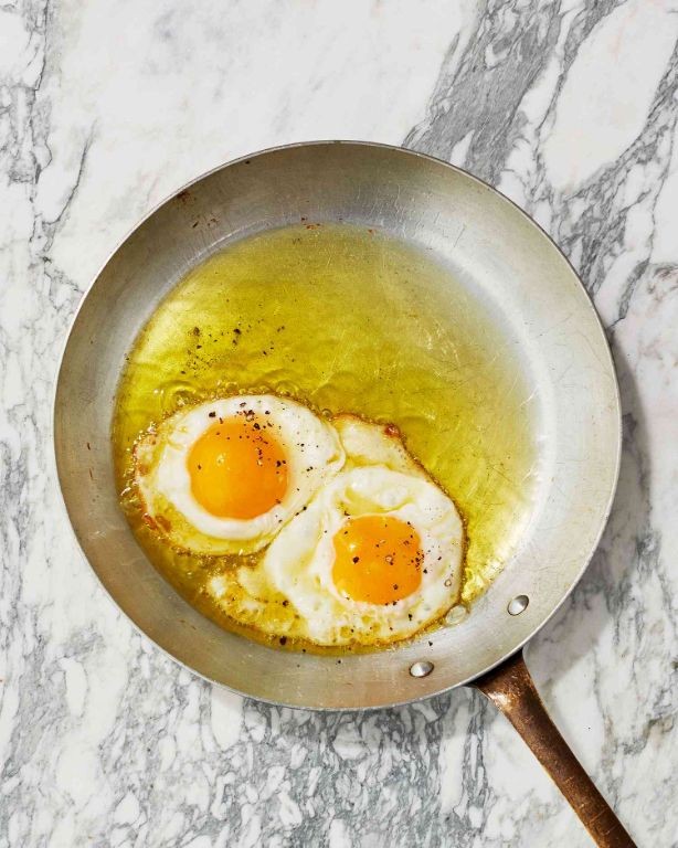 Olive Oil Fried Eggs