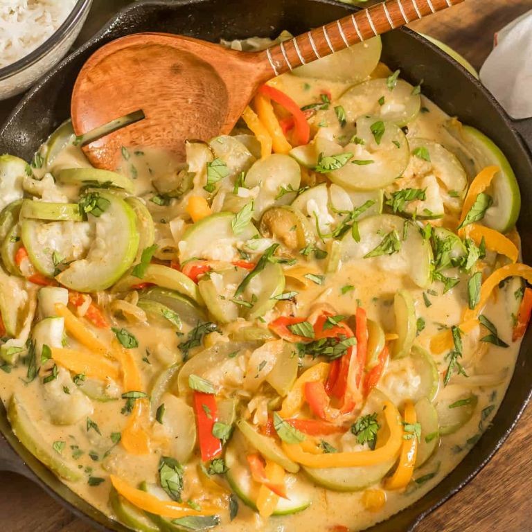 Opo Squash and Tofu Curry