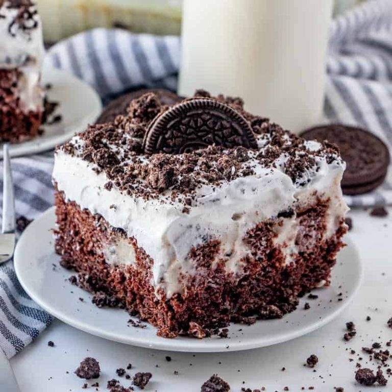 Oreo Pudding Poke Cake